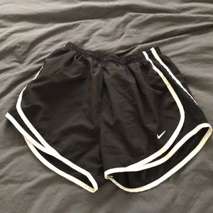 Black nike shorts